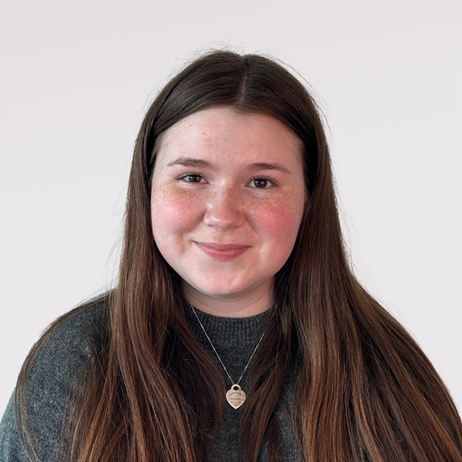 Milly Manna Headshot